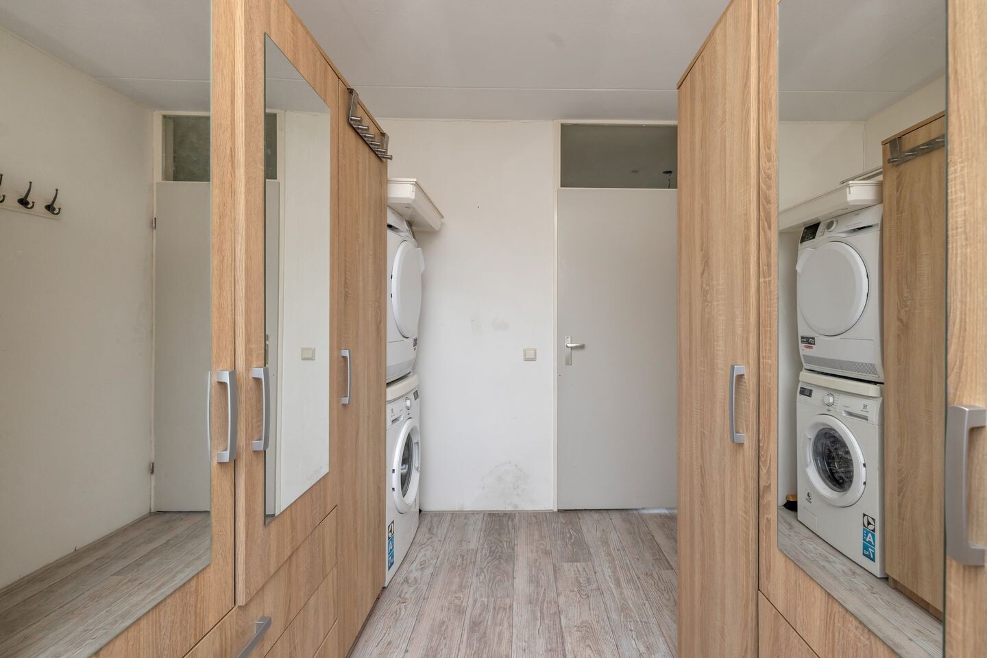 Tussenwoning te koop: De Boog 11, Schagen