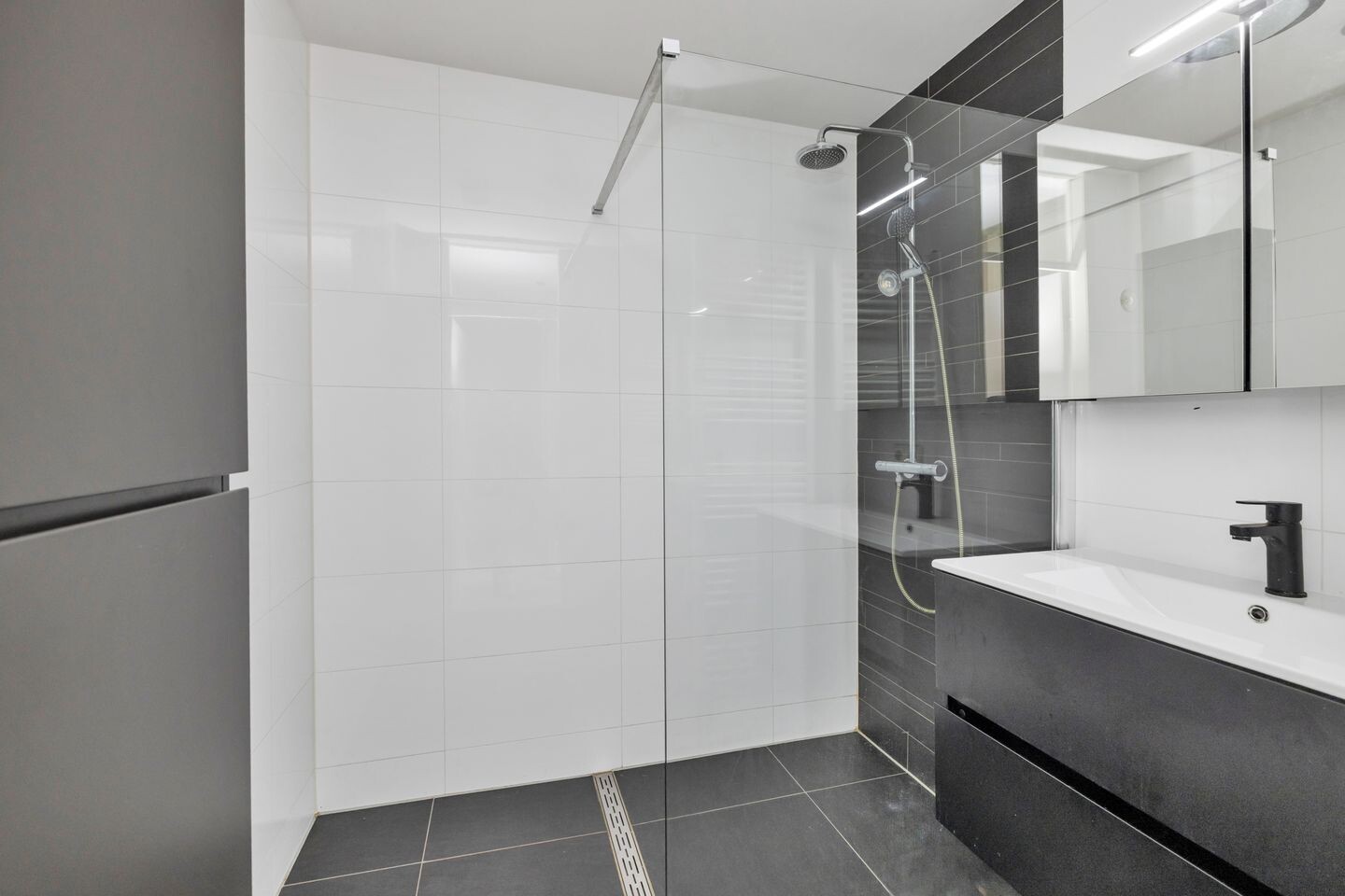 Tussenwoning te koop: De Boog 11, Schagen