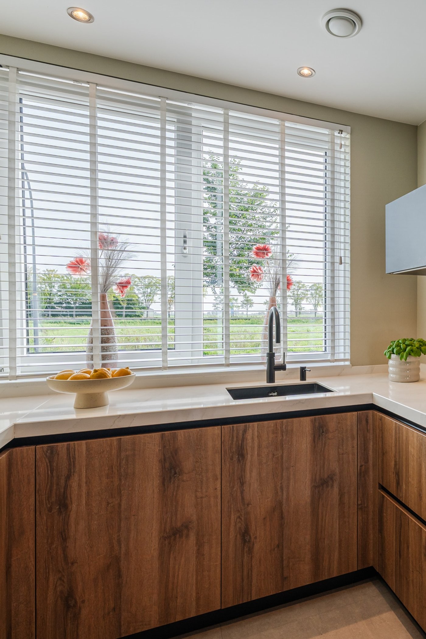 Tussenwoning te koop: Leng 11, Schagen