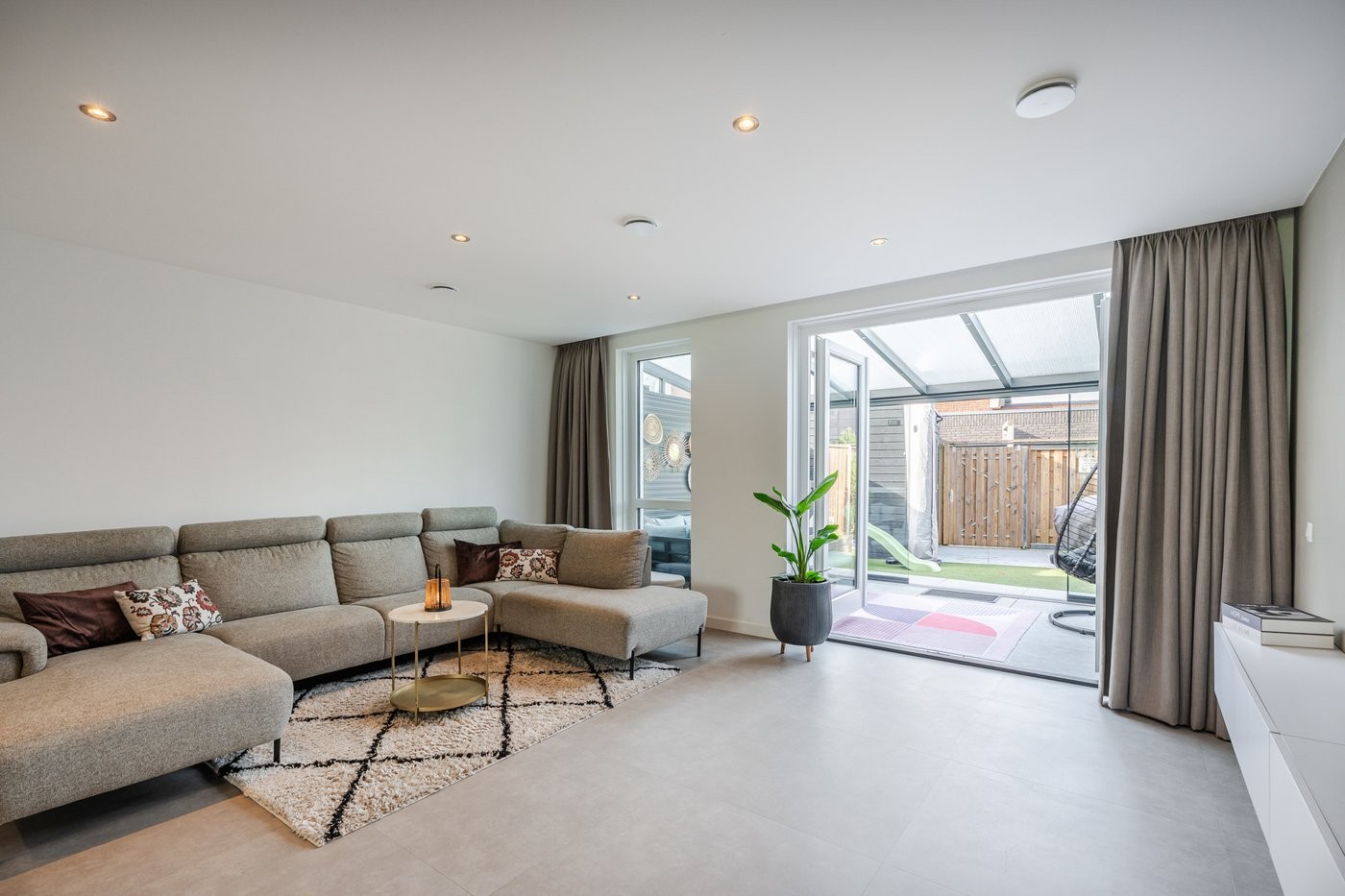 Tussenwoning te koop: Leng 11, Schagen