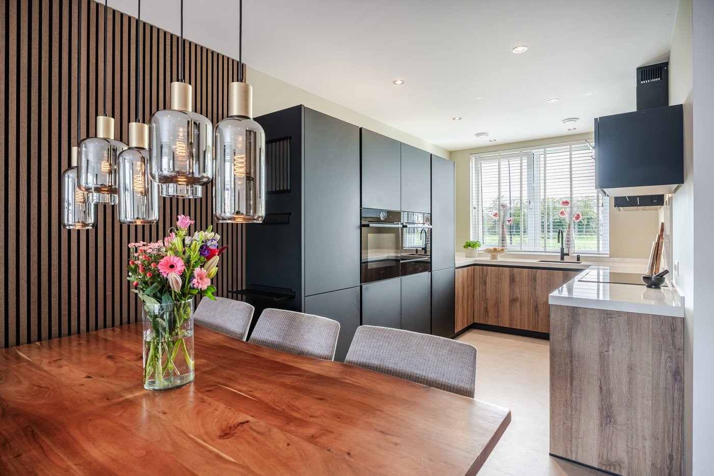 Tussenwoning te koop: Leng 11, Schagen