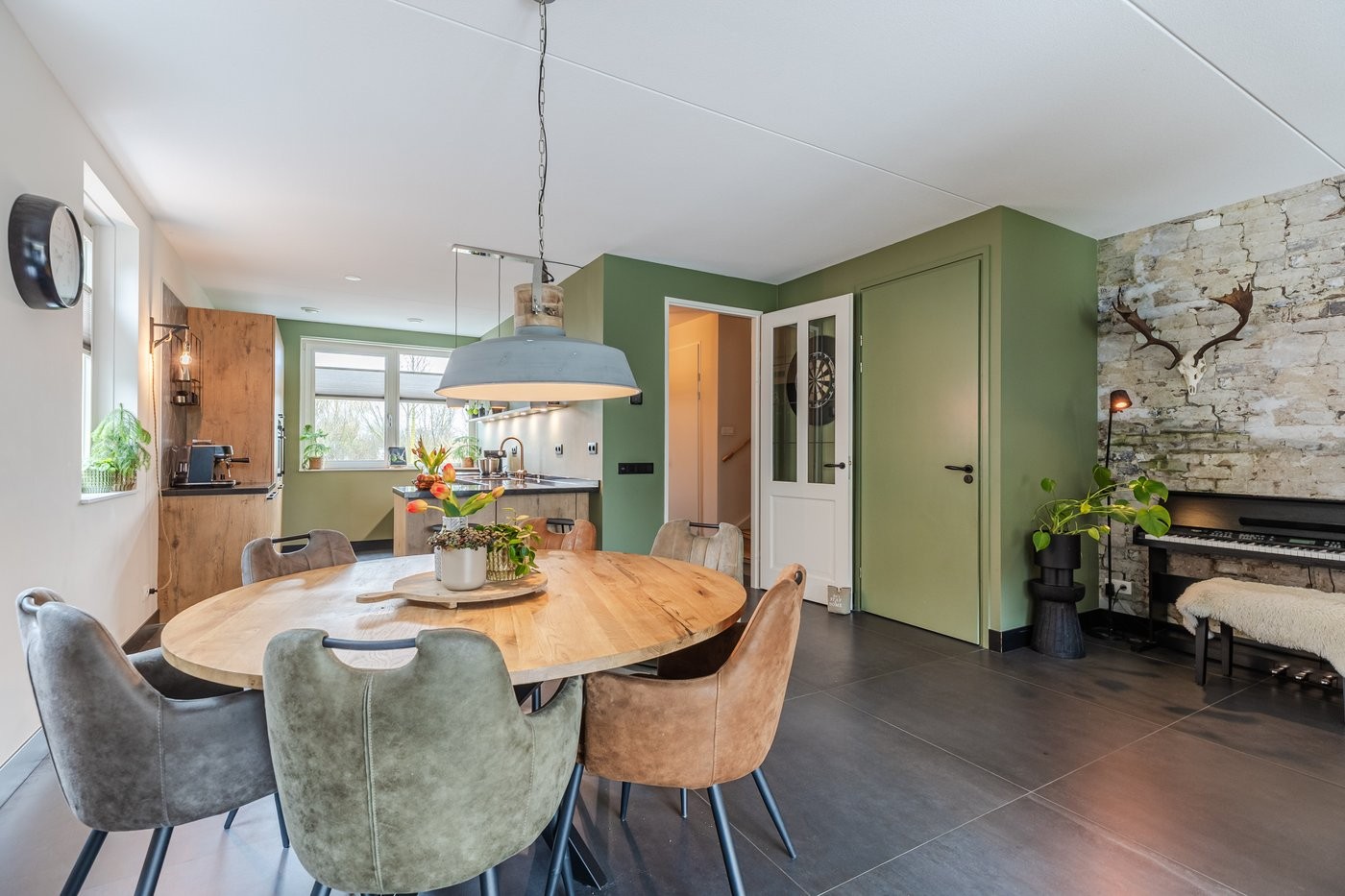 Tussenwoning te koop: Leng 51, Schagen