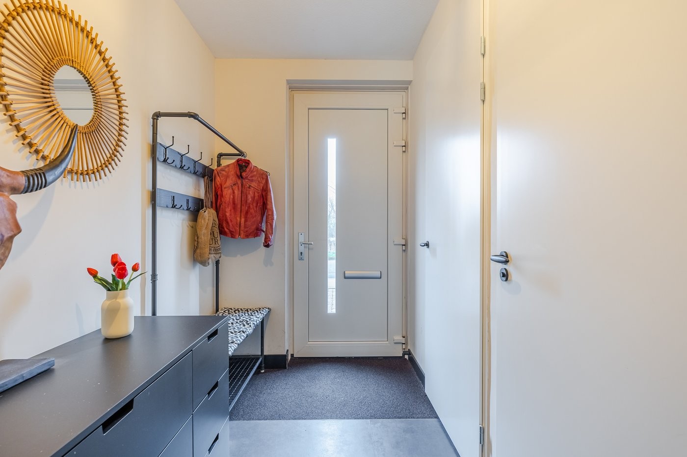 Tussenwoning te koop: Leng 51, Schagen