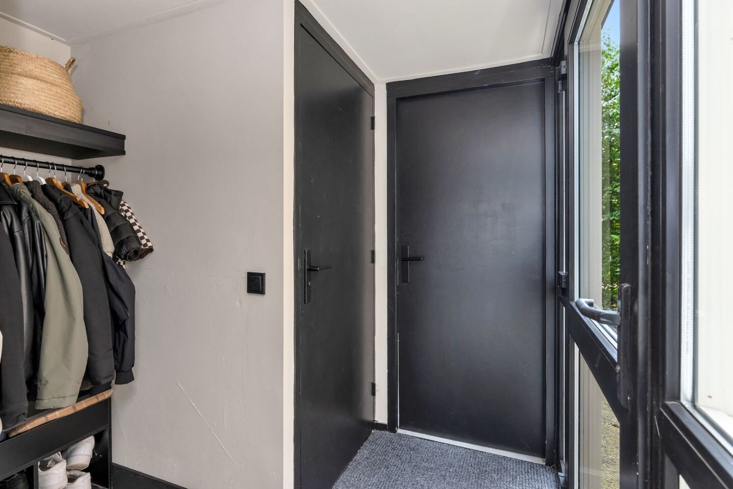 Tussenwoning te koop: Berkenweg 11, Schagen