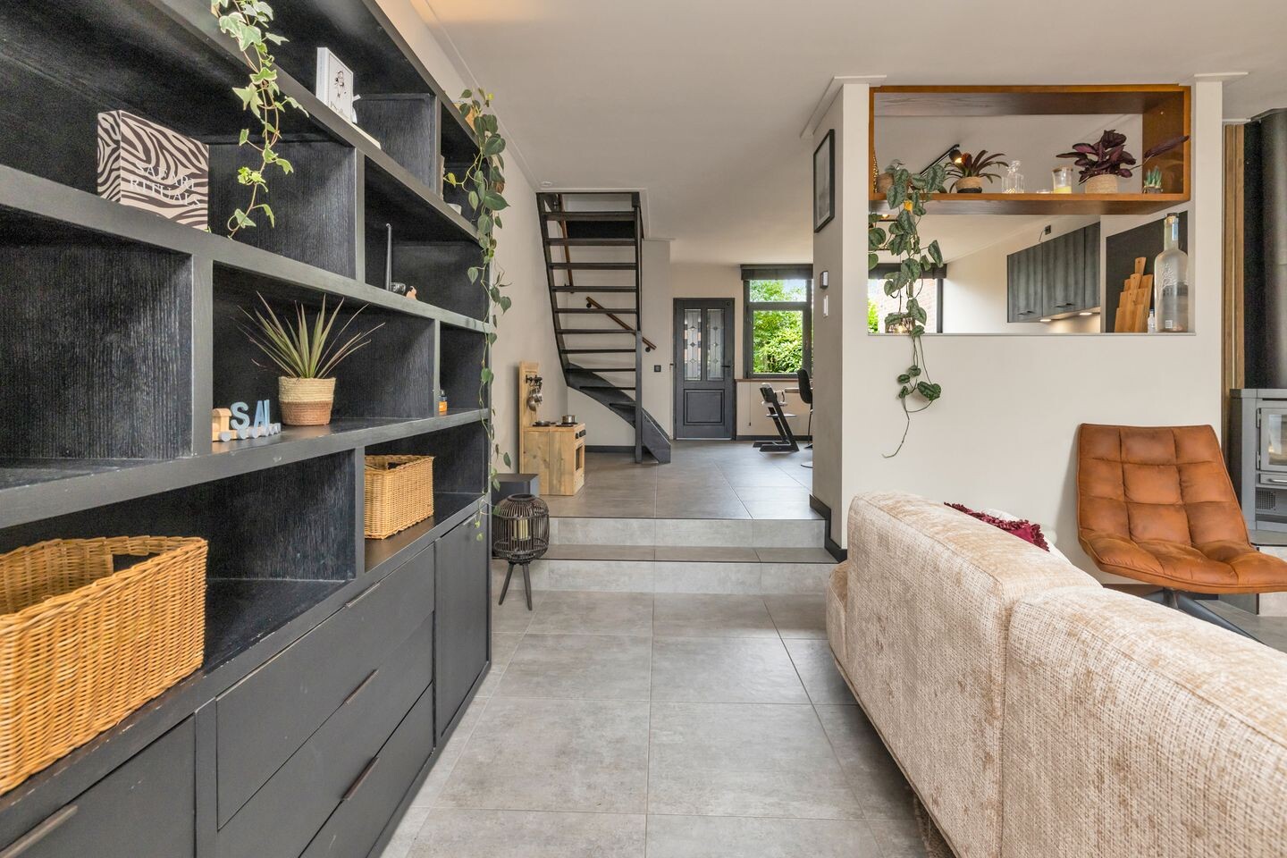 Tussenwoning te koop: Berkenweg 11, Schagen