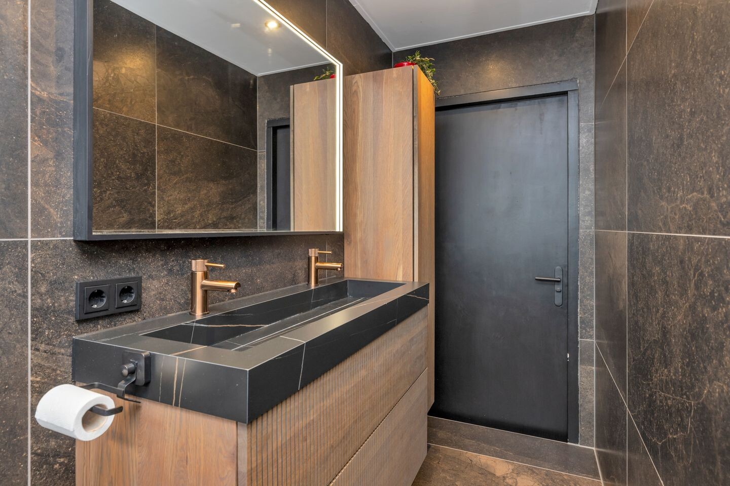 Tussenwoning te koop: Berkenweg 11, Schagen