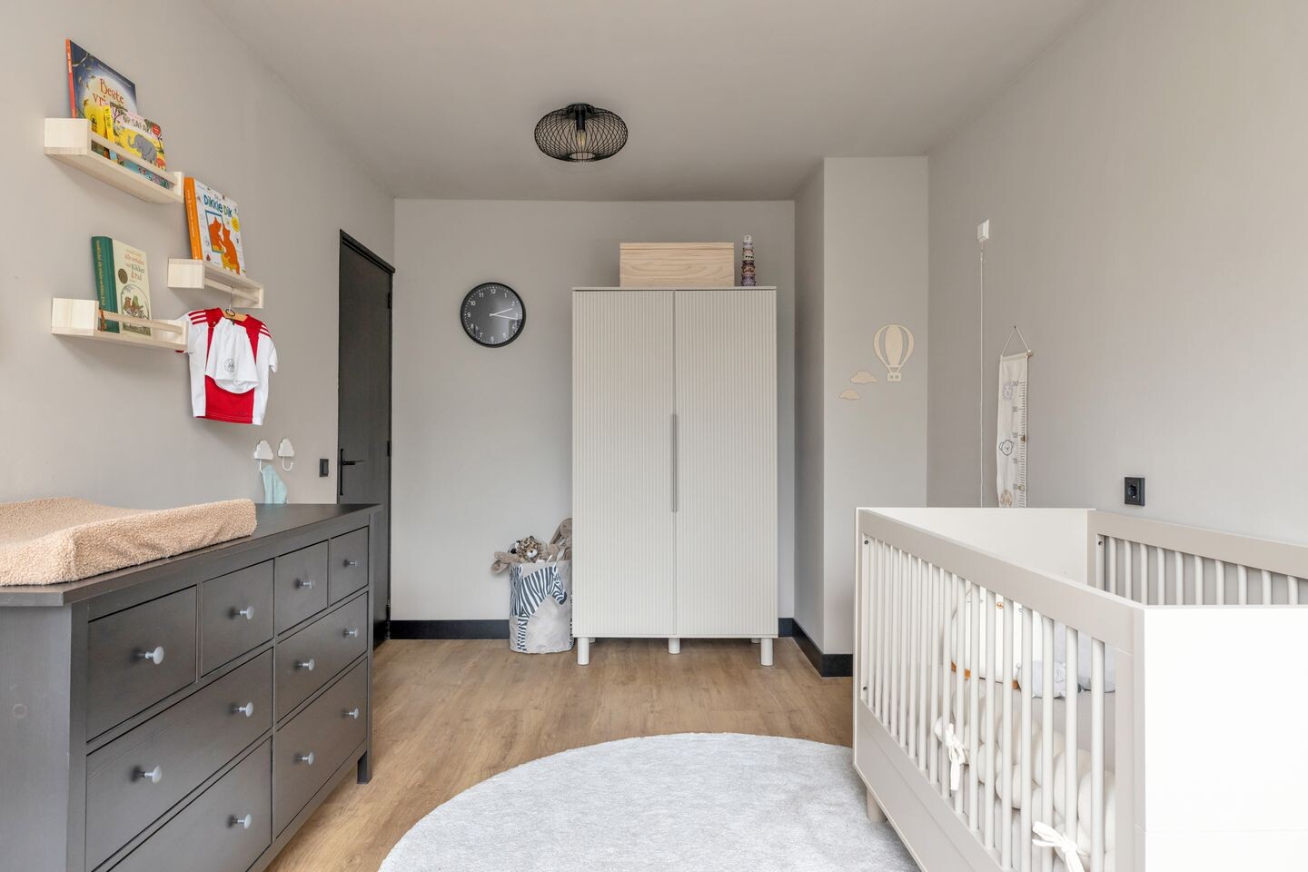 Tussenwoning te koop: Berkenweg 11, Schagen