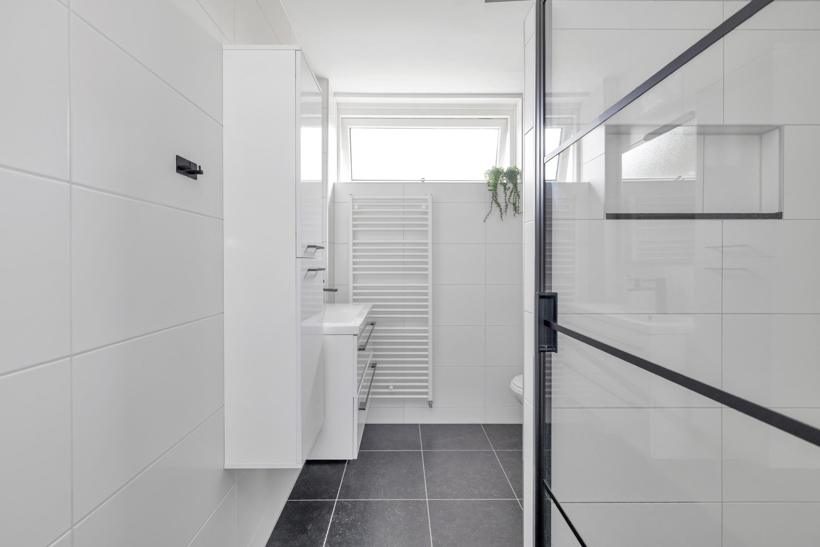 Tussenwoning te koop: Haagbeukstraat 23, Schagen