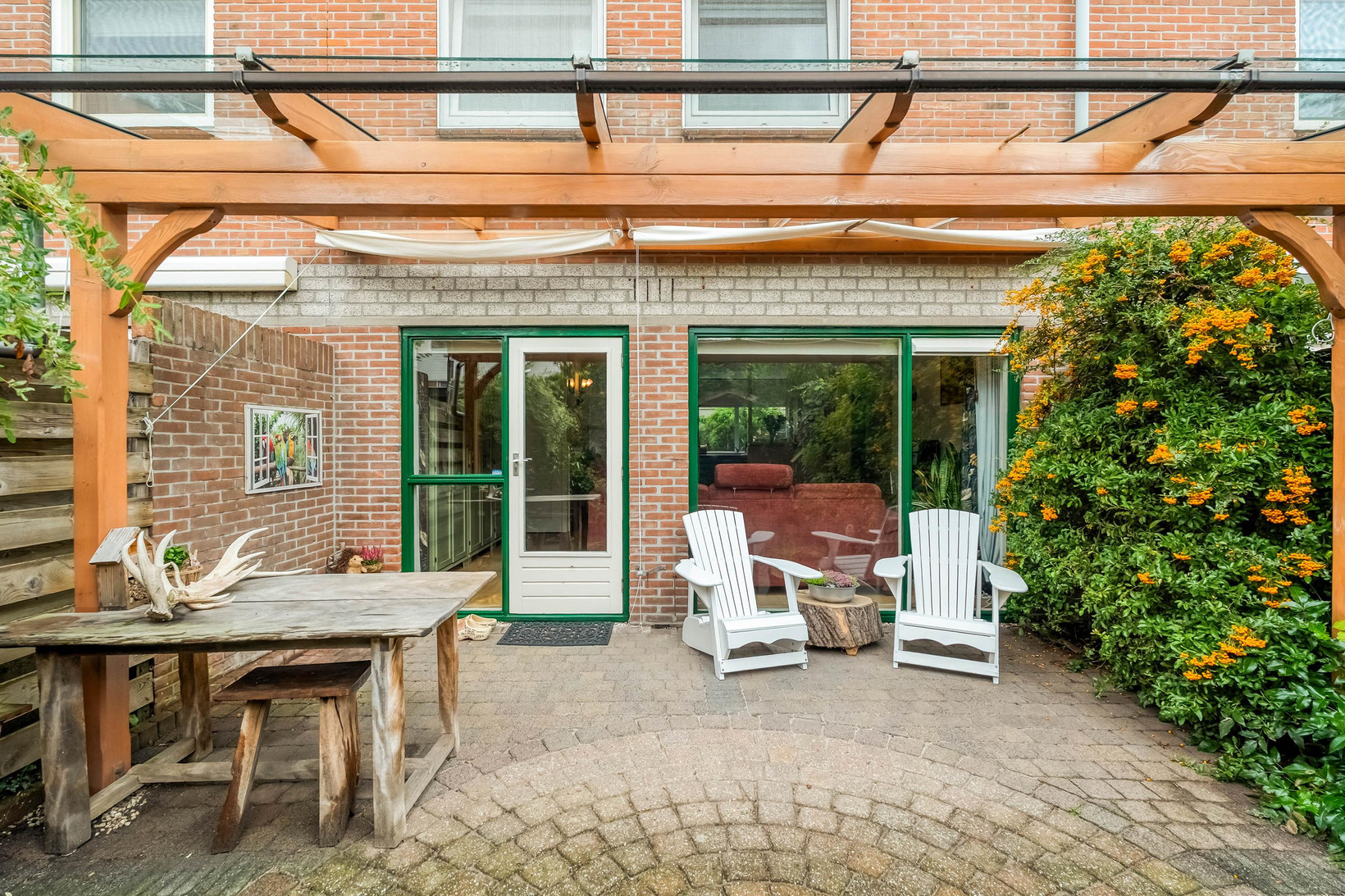 Tussenwoning te koop: Seringenhof 13, Schagen