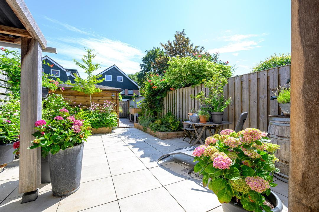 Tussenwoning te koop: Seringenhof 33, Schagen