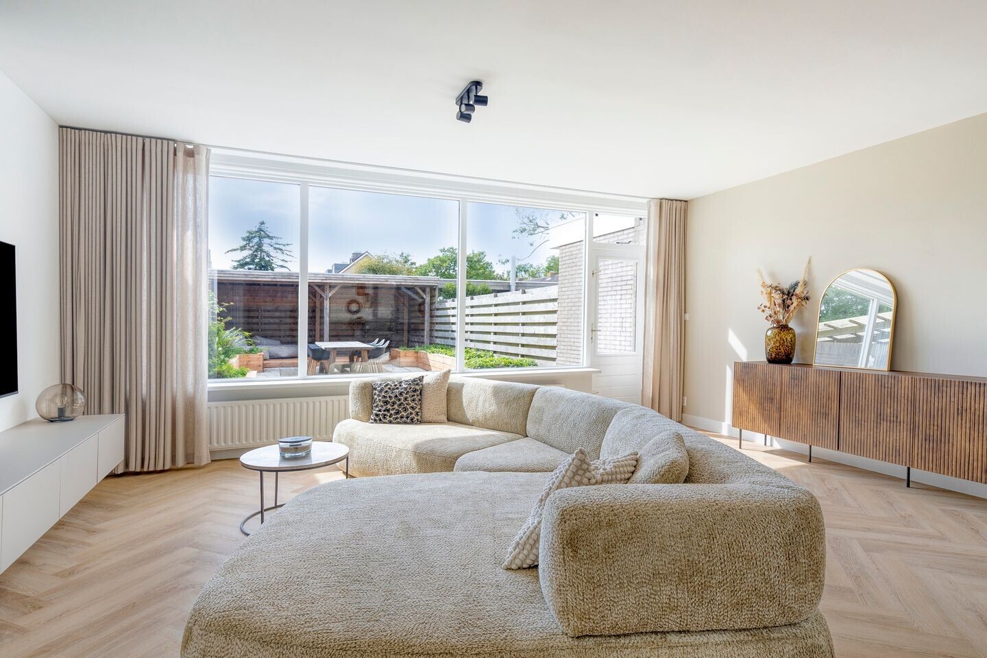 Tussenwoning te koop: Seringenhof 77, Schagen