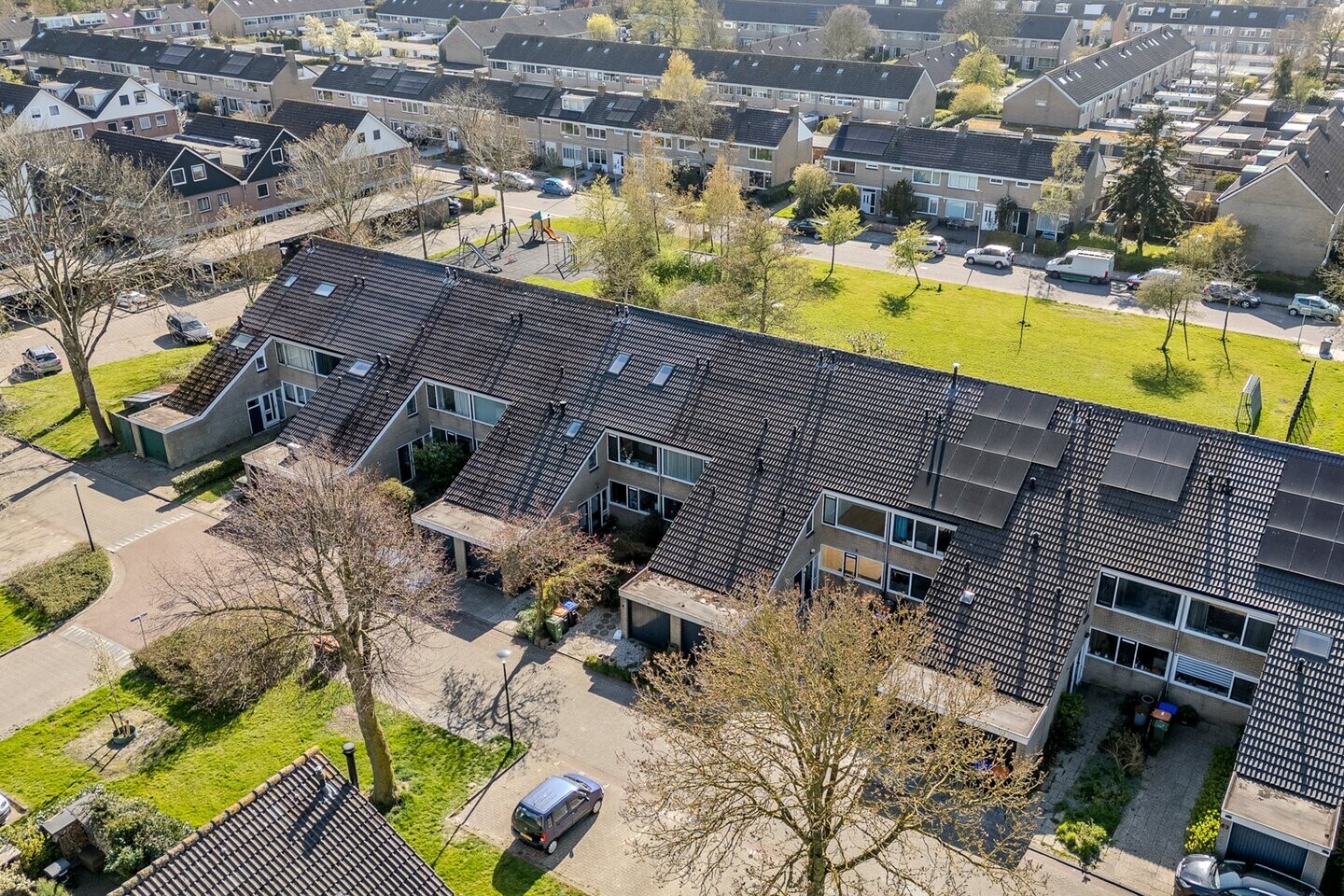 Tussenwoning te koop: Seringenhof 77, Schagen