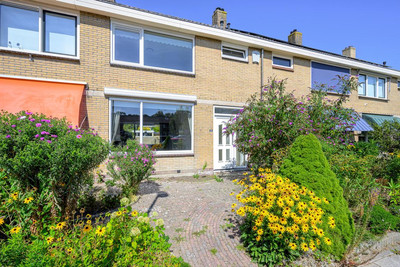 Doornenhof 8