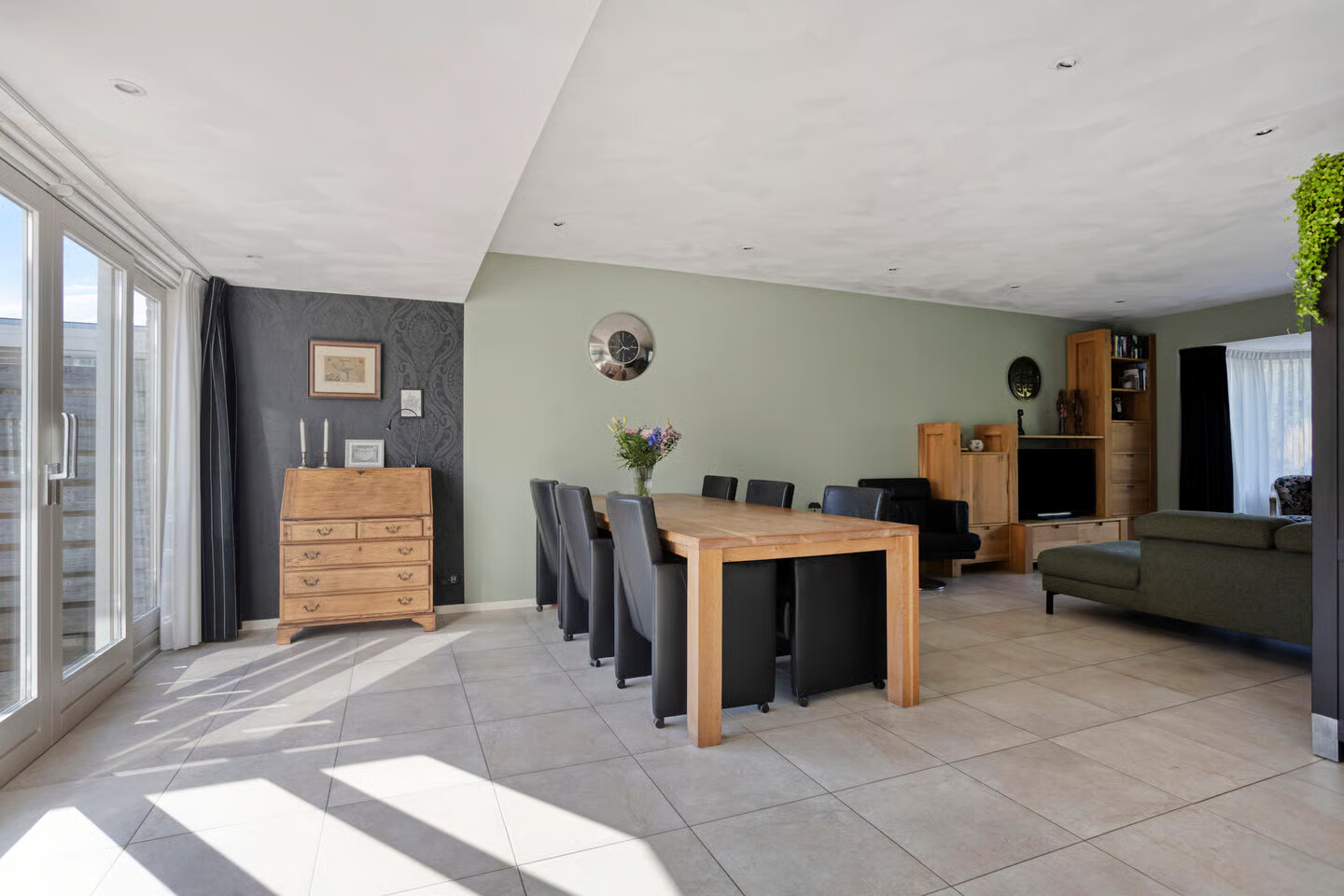 Tussenwoning te koop: Wilgenlaan 8, Schagen
