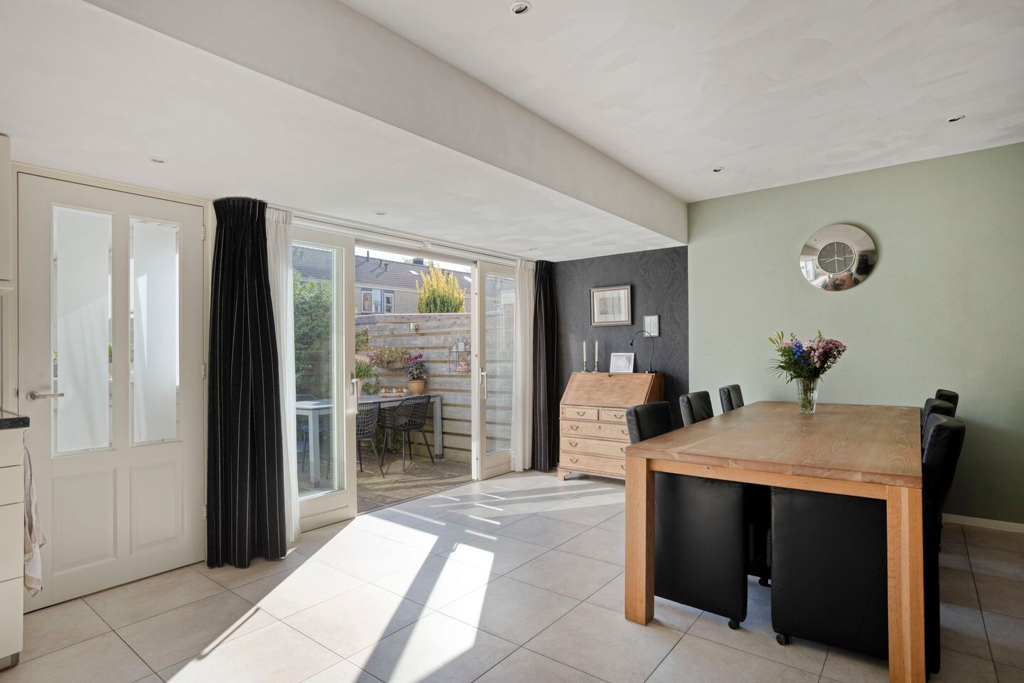 Tussenwoning te koop: Wilgenlaan 8, Schagen