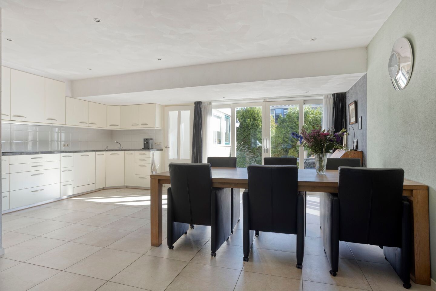 Tussenwoning te koop: Wilgenlaan 8, Schagen