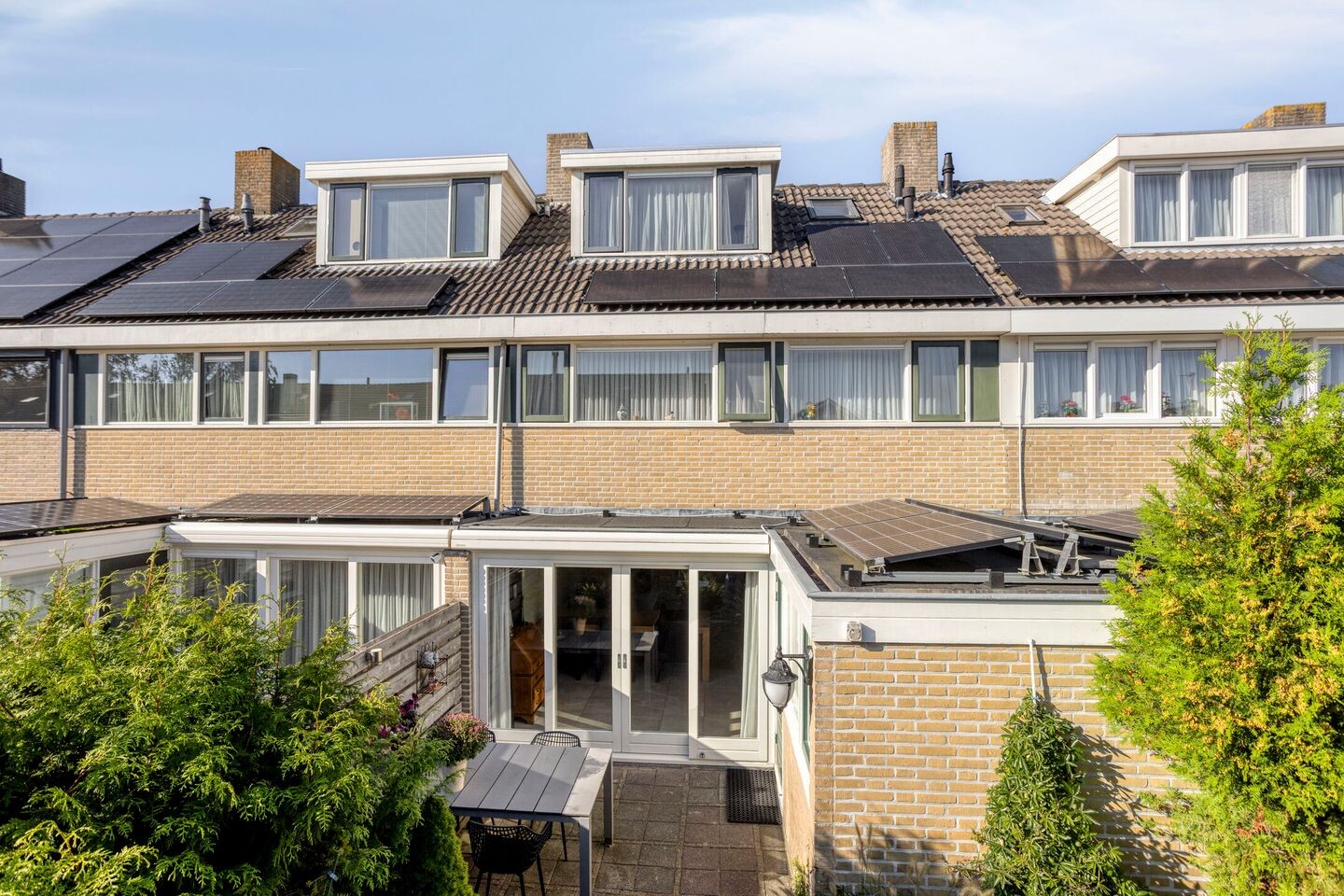 Tussenwoning te koop: Wilgenlaan 8, Schagen