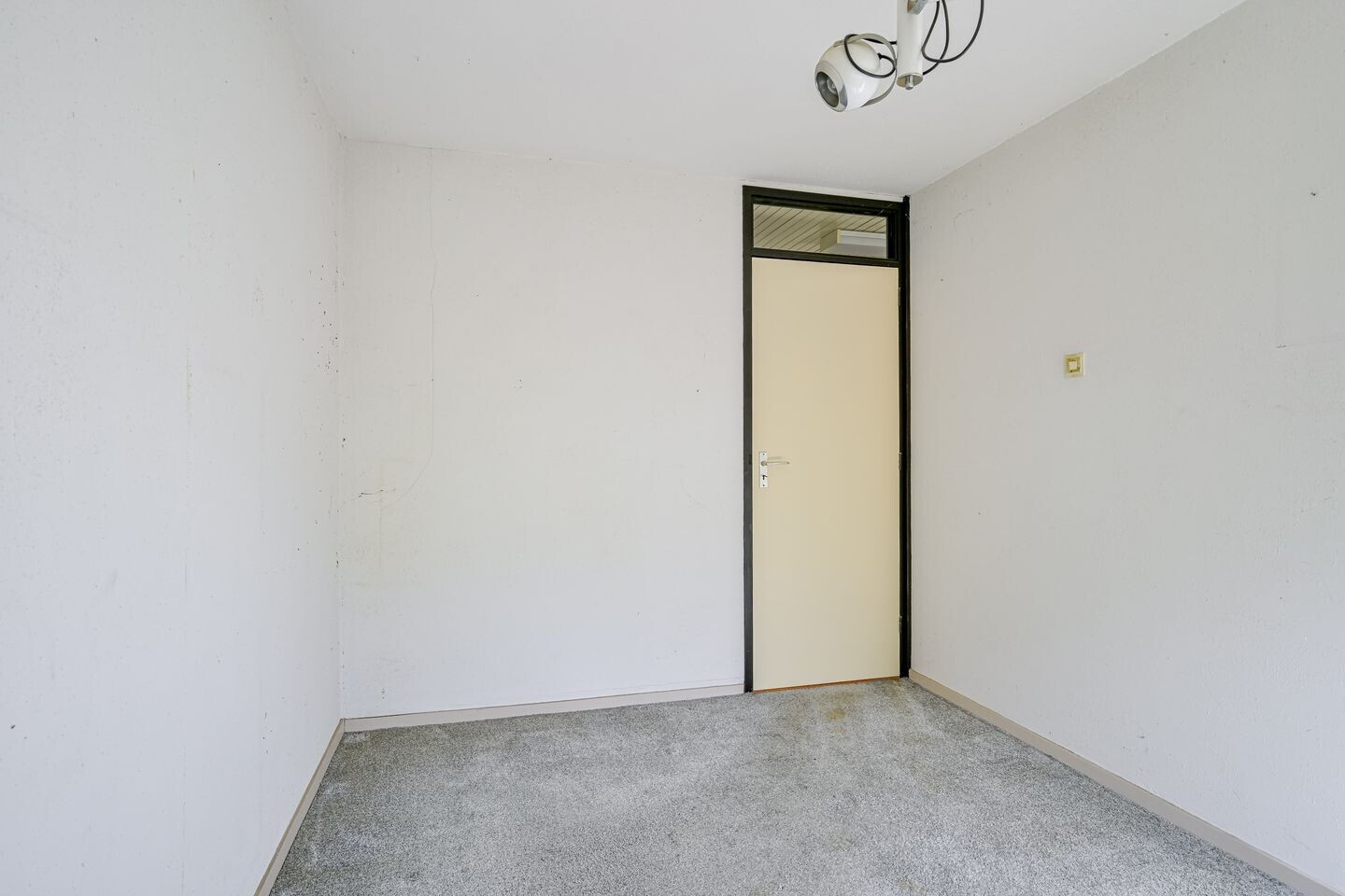 Tussenwoning te koop: Leeuwerikstraat 56, Schagen