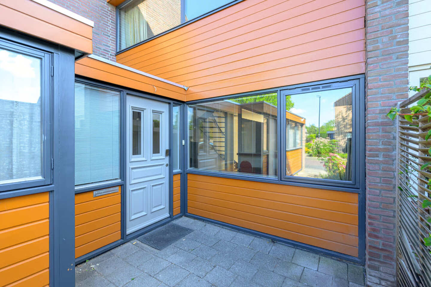 Tussenwoning te koop: Leeuwerikstraat 56, Schagen