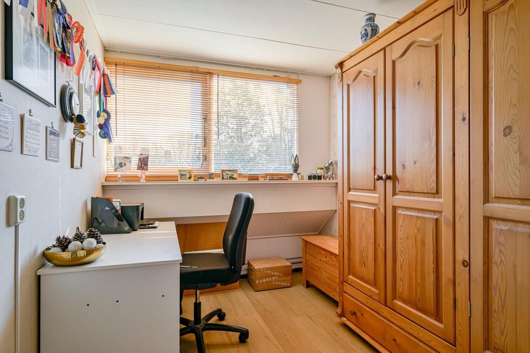 Tussenwoning te koop: Spreeuwenlaan 15, Schagen