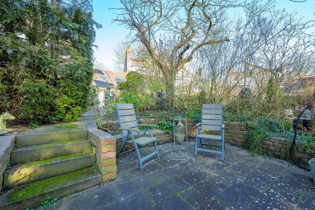 Tussenwoning te koop: Spreeuwenlaan 15, Schagen