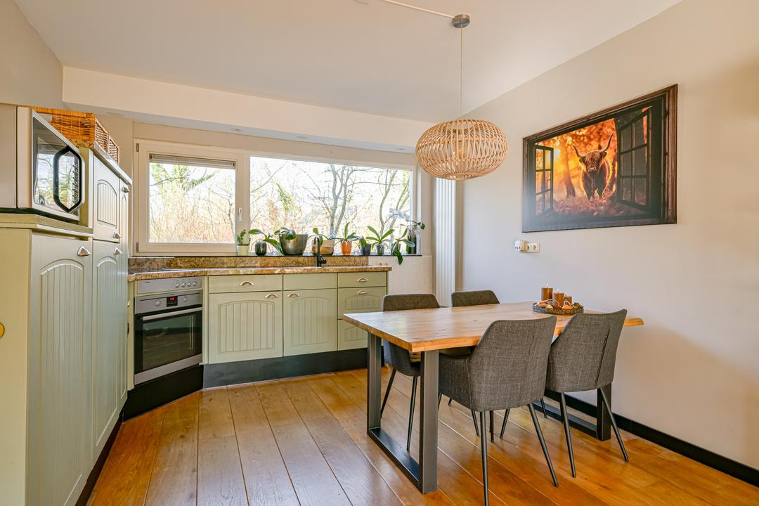 Tussenwoning te koop: Spreeuwenlaan 15, Schagen