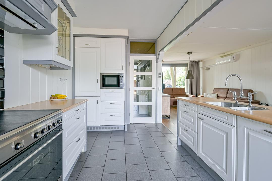 Tussenwoning te koop: Roodborstjeslaan 25, Schagen