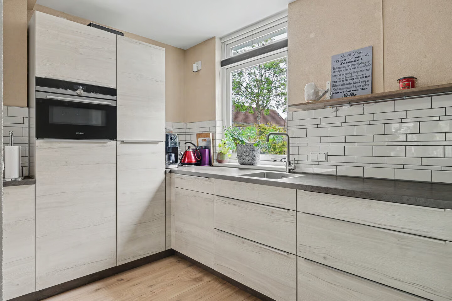 Hoekwoning te koop: Frits Bongenaarstraat 39, Schagen
