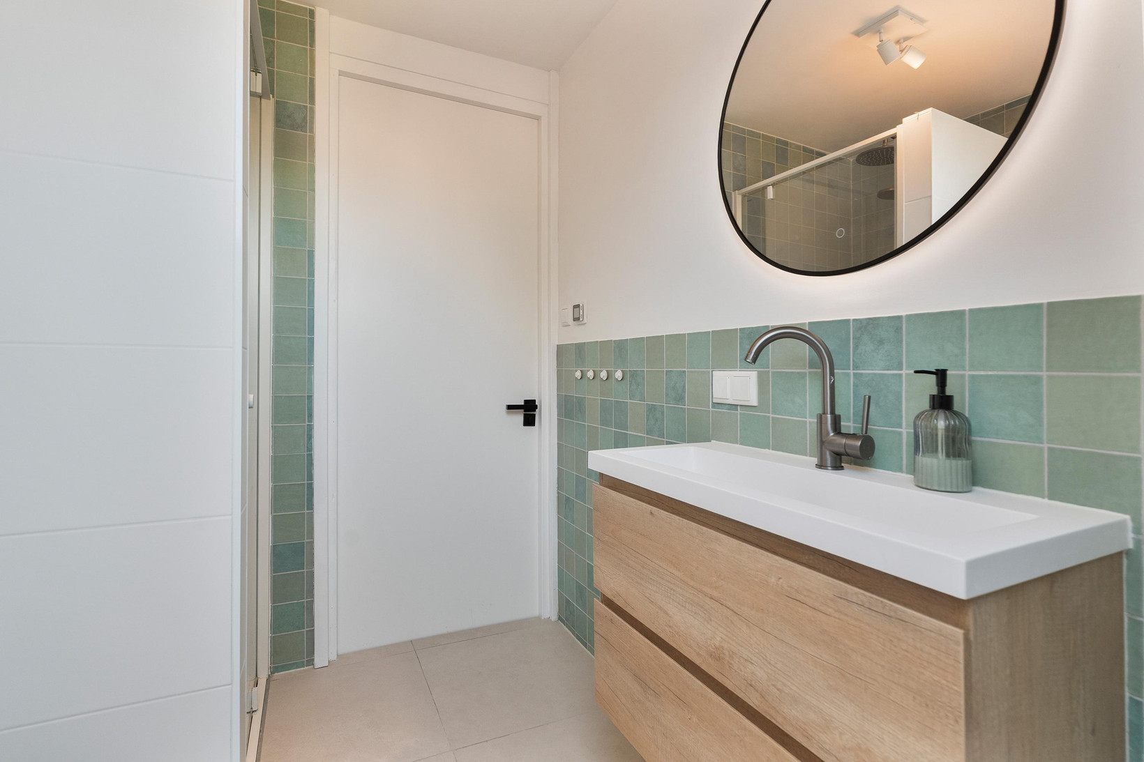 Tussenwoning te koop: Jan van der Benstraat 38, Schagen