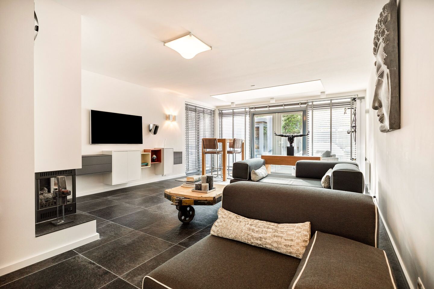 Tussenwoning te koop: Alie Postmastraat 17, Schagen