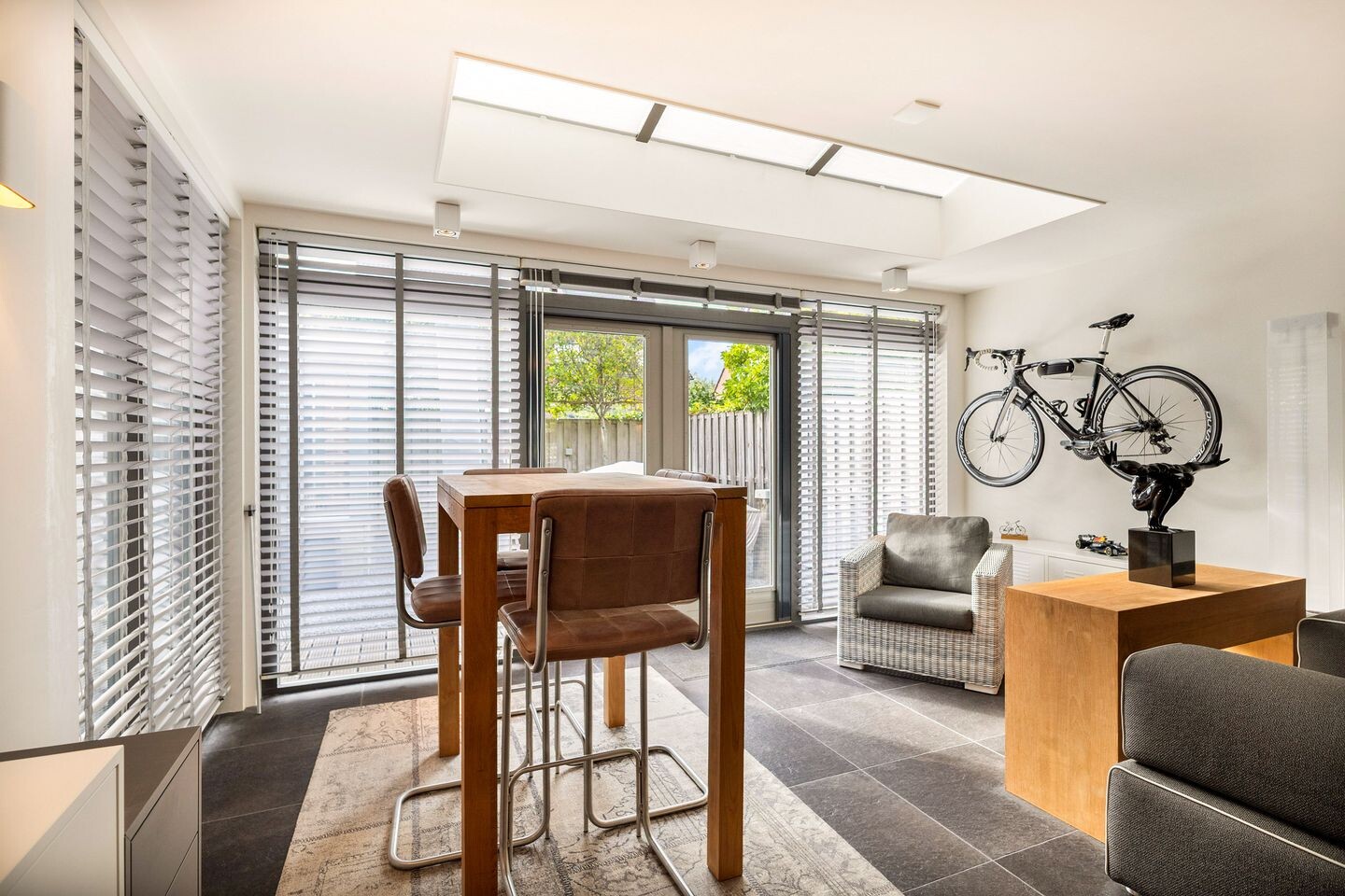 Tussenwoning te koop: Alie Postmastraat 17, Schagen