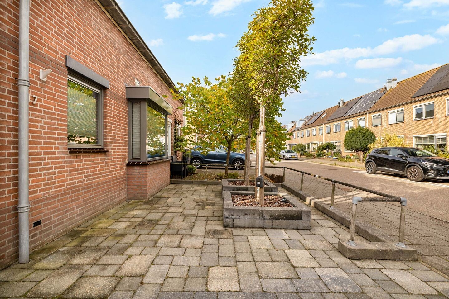Tussenwoning te koop: Alie Postmastraat 17, Schagen
