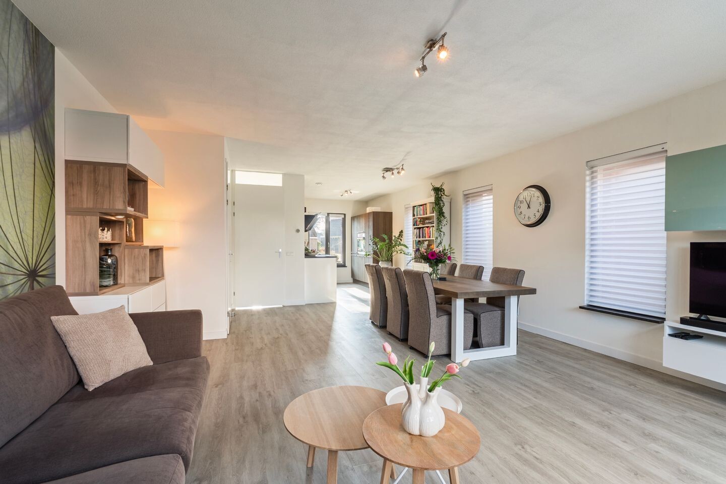 Twee-onder-één-kap te koop: Dorpsstraat 17, Sint Maarten