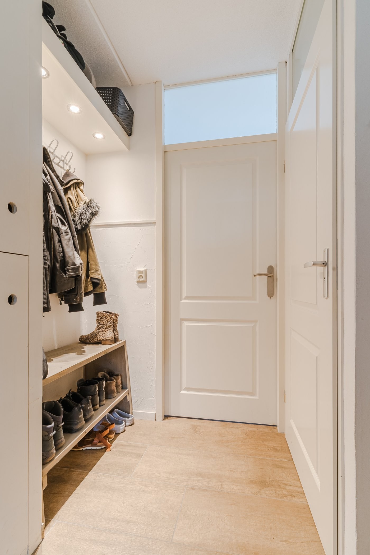 Hoekwoning te koop: Rietkraag 28, Tuitjenhorn