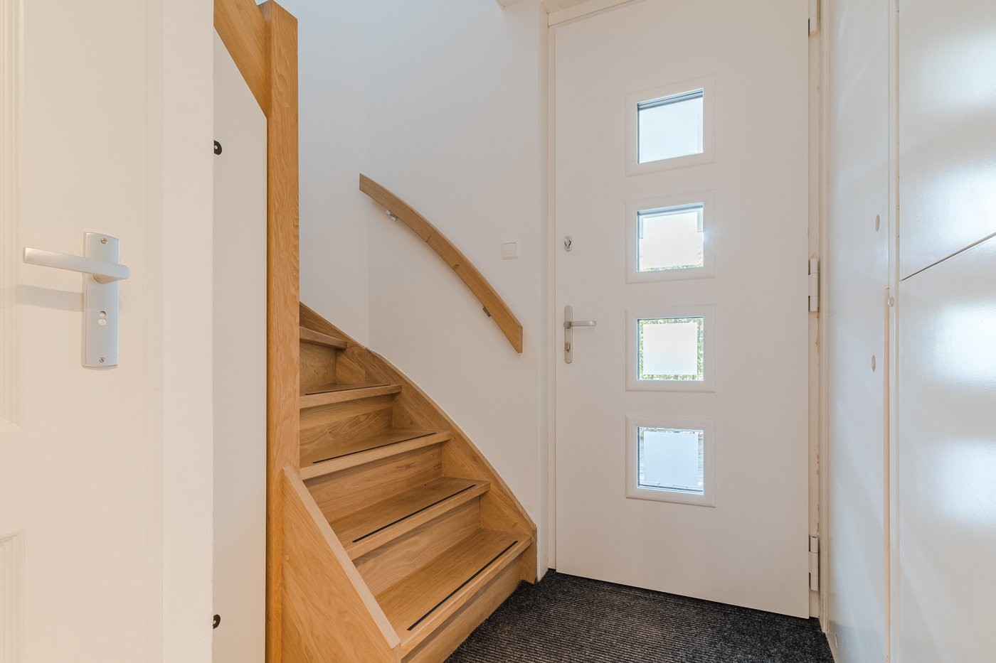 Hoekwoning te koop: Rietkraag 28, Tuitjenhorn