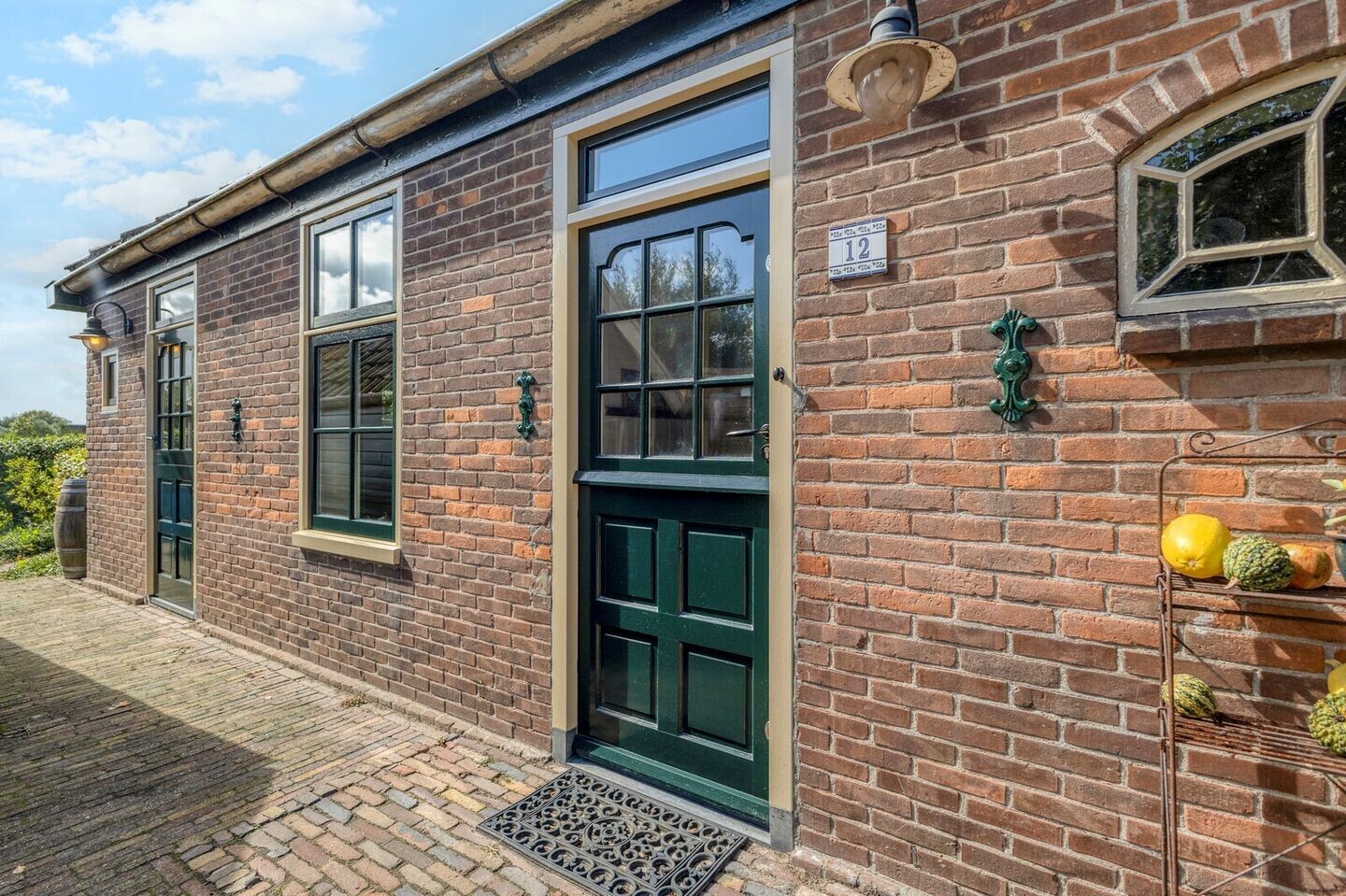 Vrijstaande woning te koop: Kerkbuurt 12, Tuitjenhorn