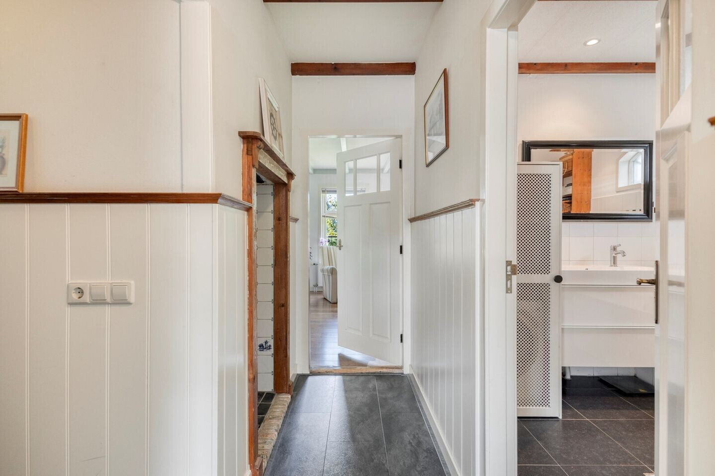 Vrijstaande woning te koop: Kerkbuurt 12, Tuitjenhorn