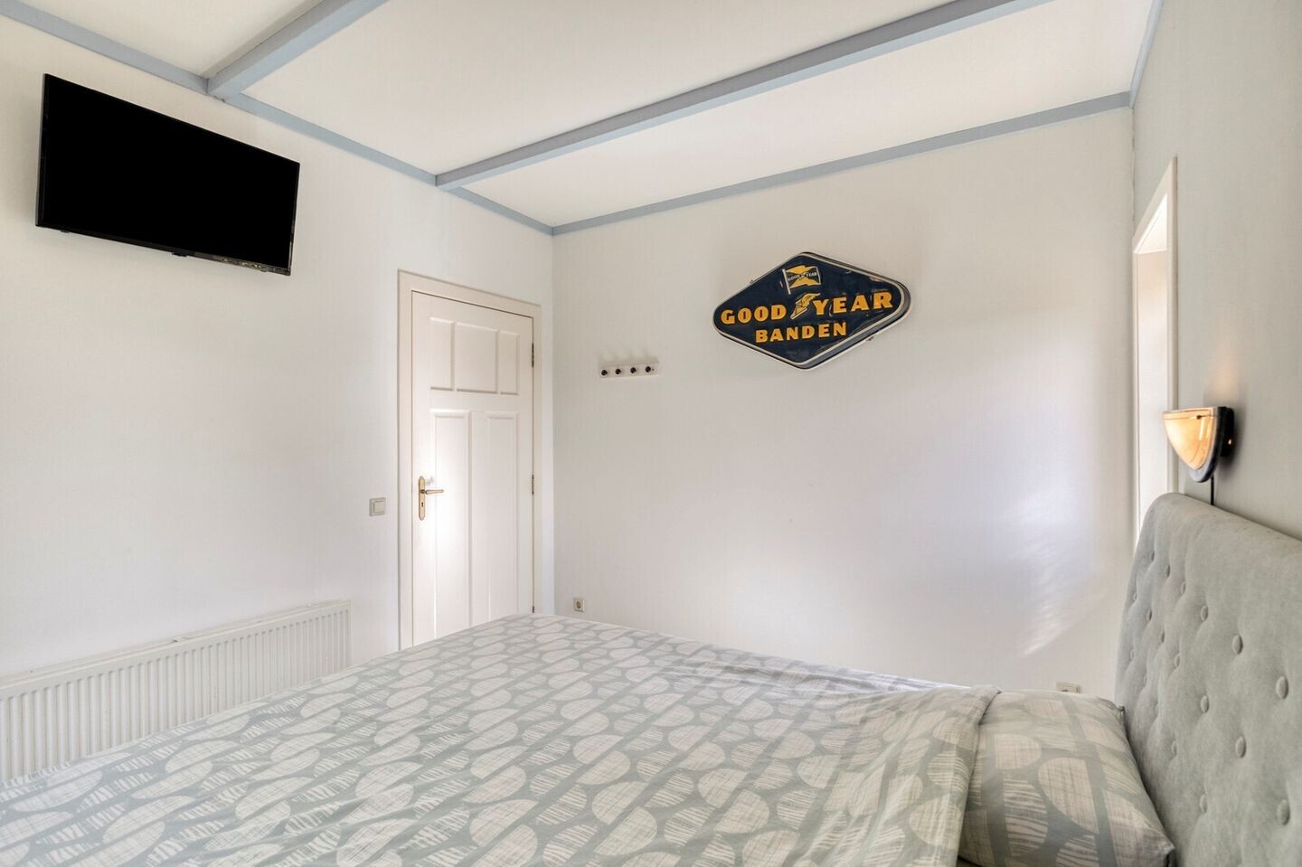 Vrijstaande woning te koop: Kerkbuurt 12, Tuitjenhorn