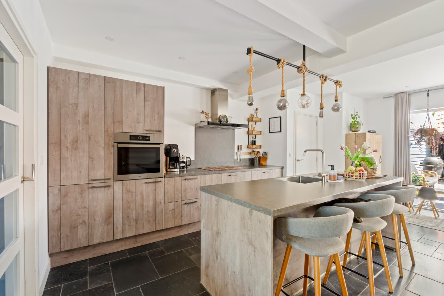 Hoekwoning te koop: Noletstraat 10, Tuitjenhorn