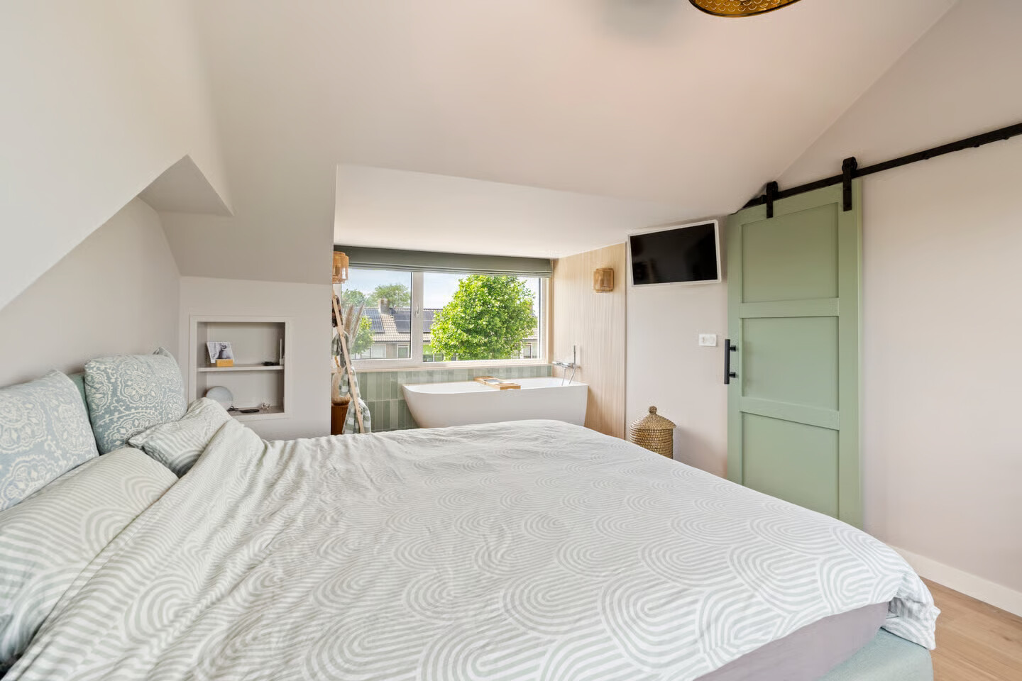 Hoekwoning te koop: Noletstraat 10, Tuitjenhorn
