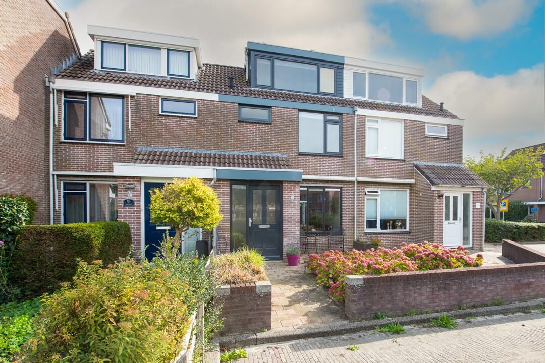 Tussenwoning te koop: Wonge 24, Warmenhuizen