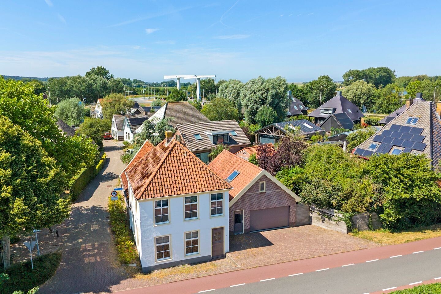 Vrijstaande woning te koop: Westfriesedijk 27, Warmenhuizen
