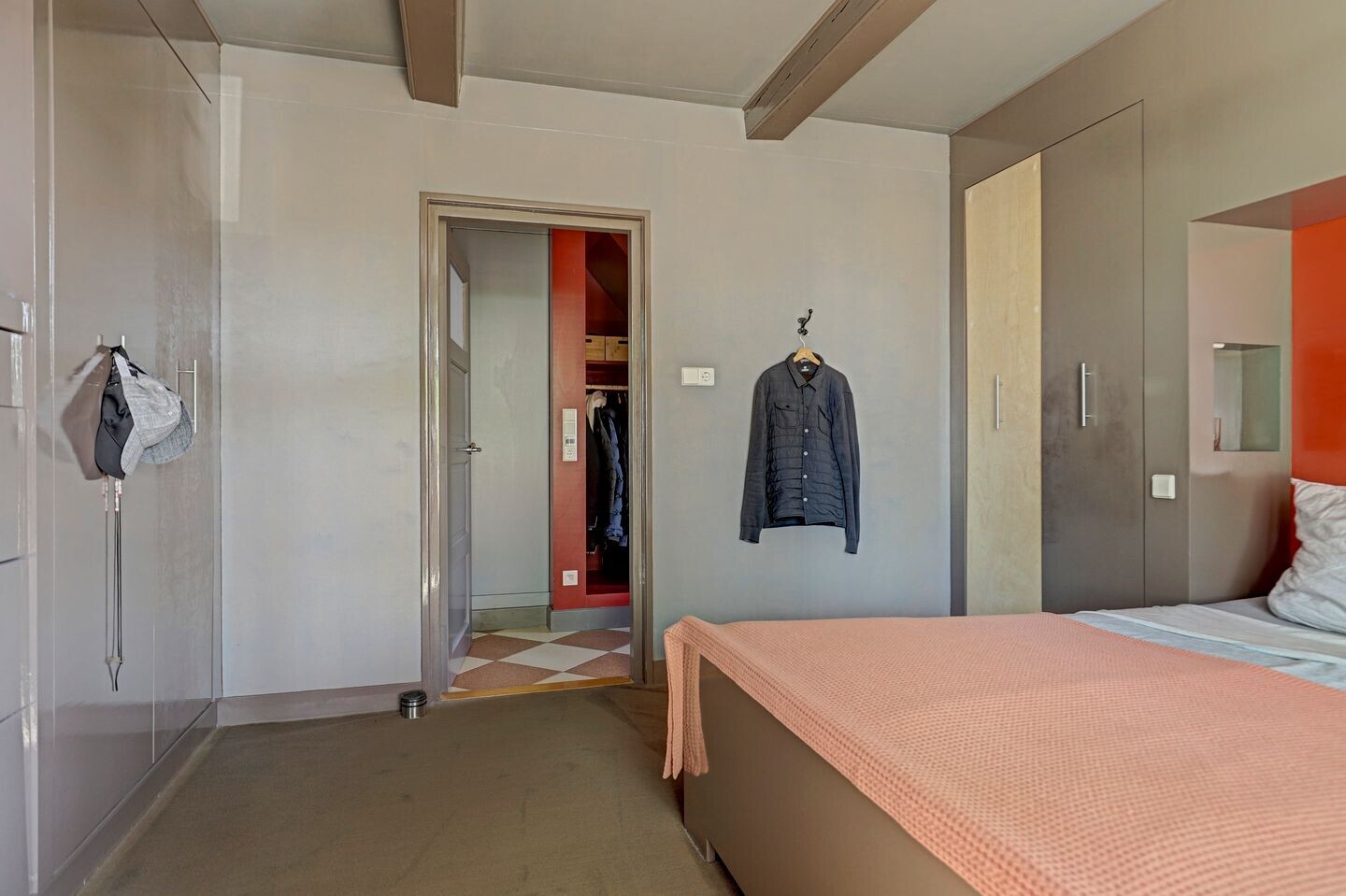 Vrijstaande woning te koop: Westfriesedijk 27, Warmenhuizen