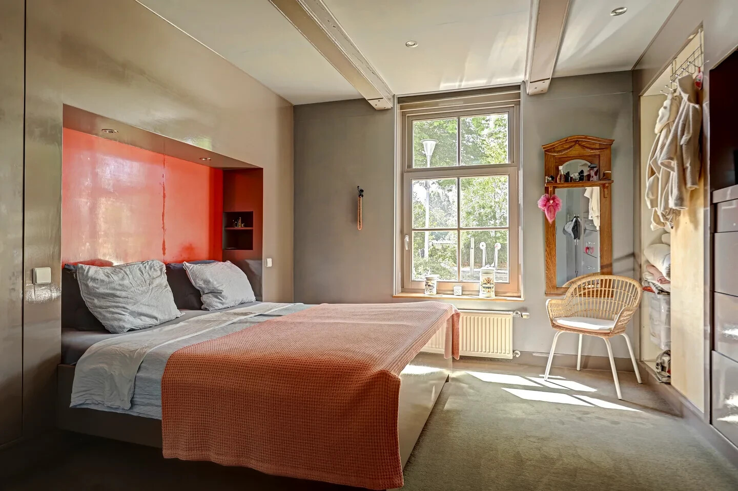 Vrijstaande woning te koop: Westfriesedijk 27, Warmenhuizen