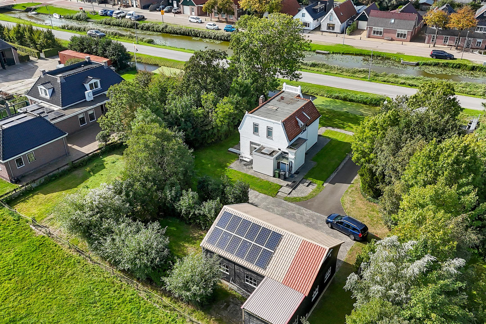 Vrijstaande woning te koop: Grote Sloot 200, Sint Maartensbrug