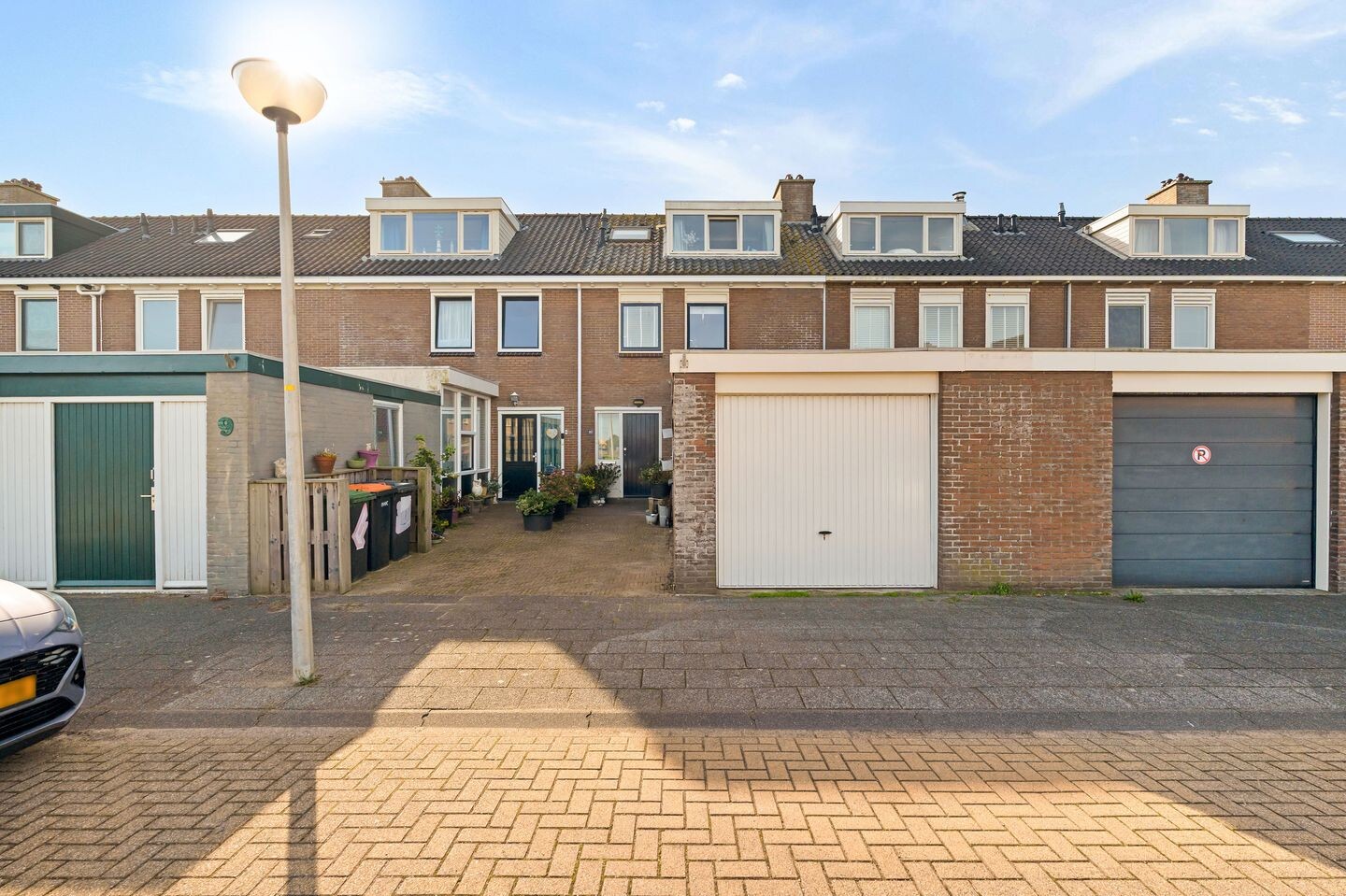 Tussenwoning te koop: Sternstraat 10, Petten