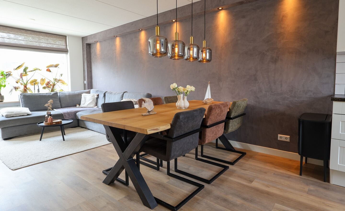Tussenwoning te koop: Pastoor Velzeboerstraat 20, 'T Zand