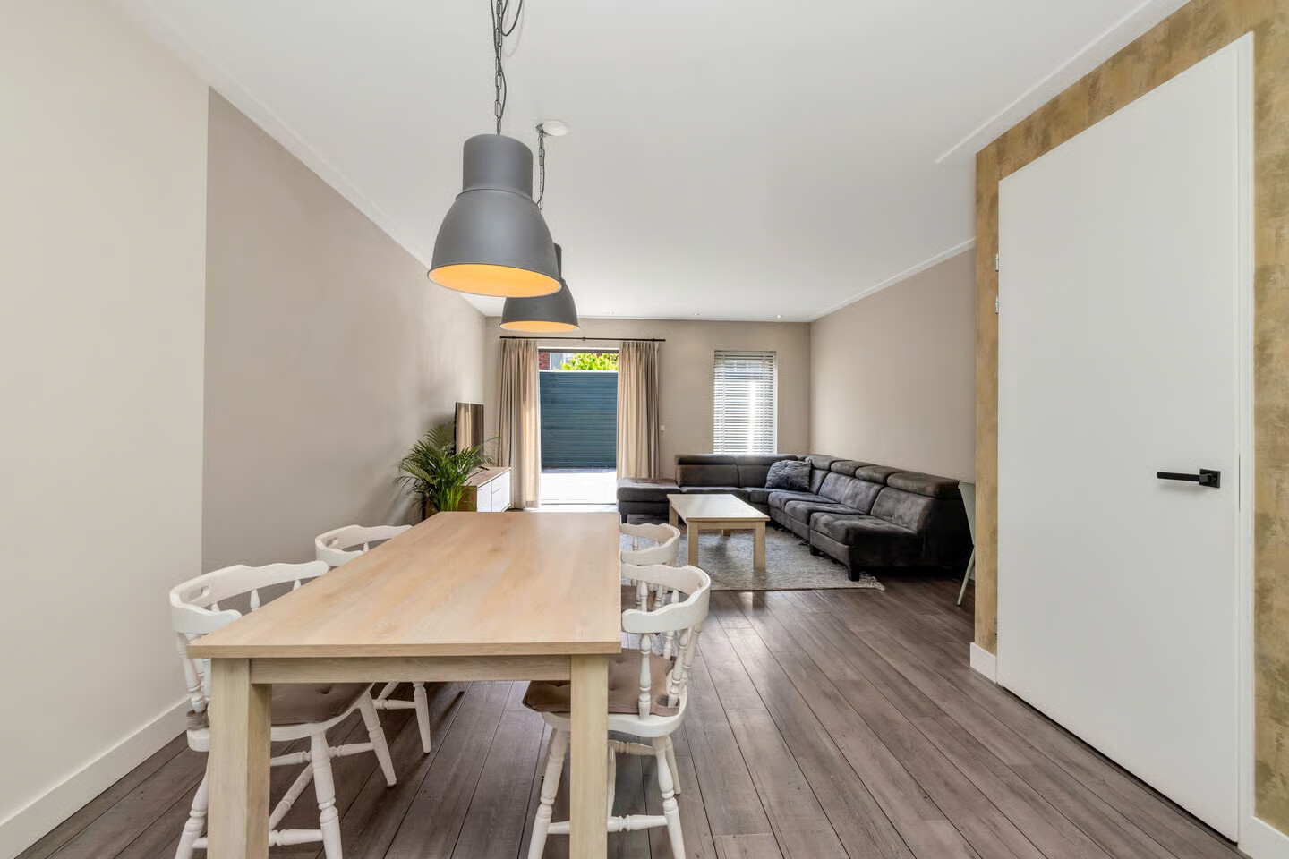 Tussenwoning te koop: Willem 't Hartstraat 21, 'T Zand