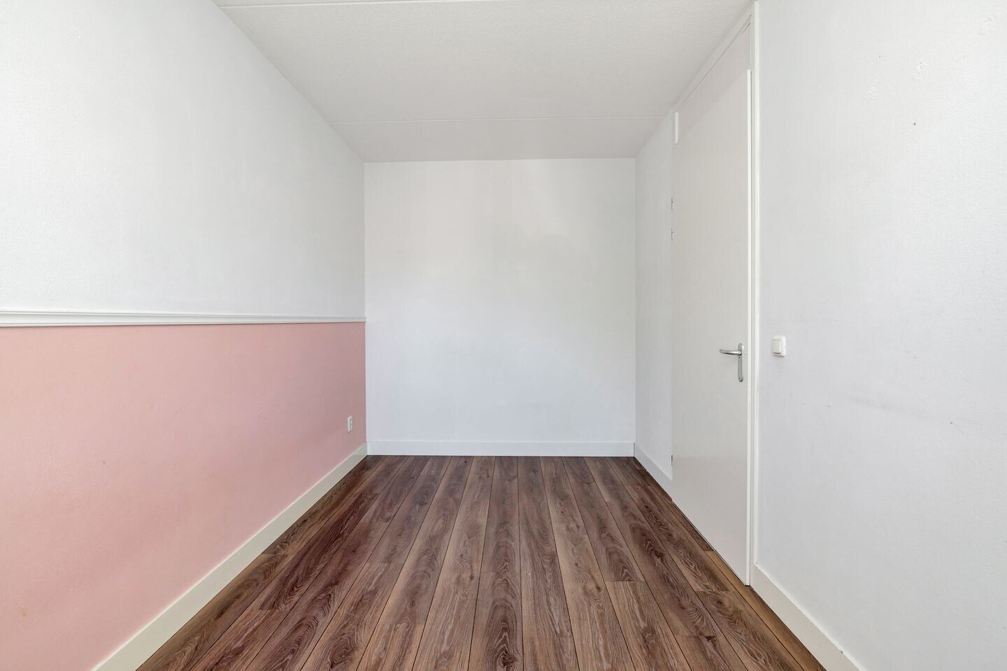 Tussenwoning te koop: Willem 't Hartstraat 21, 'T Zand