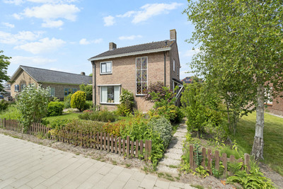 Burg. Mijnlieffstraat 8